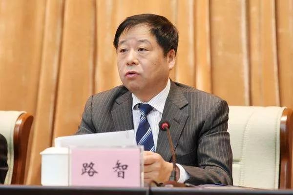 王美斌任包头市副市长 原副市长为郭秃子团伙站台撑腰